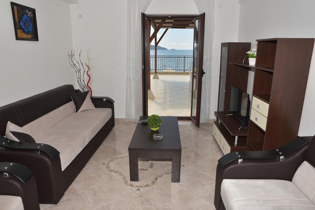 Apartmani Centar Igalo Herceg Novi Kültér fotó